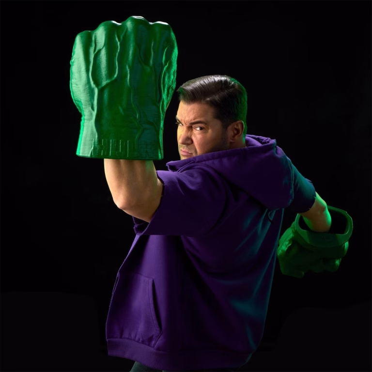 marvel legends incredible hulk fist roleplay (1)